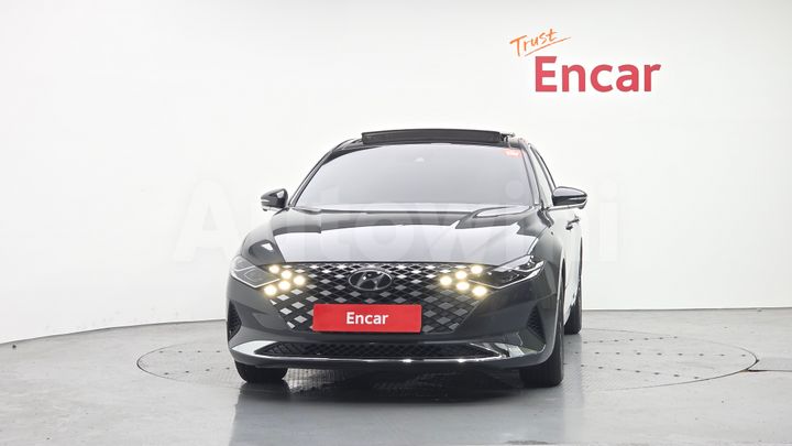 Hyundai Grandeur 2023 — 3