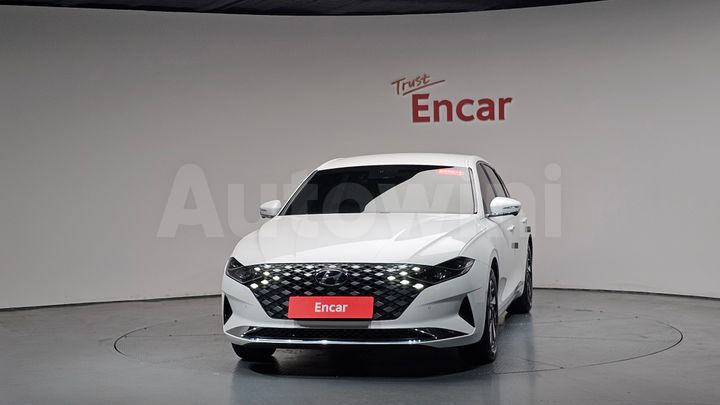 Hyundai Grandeur 2022 — 2
