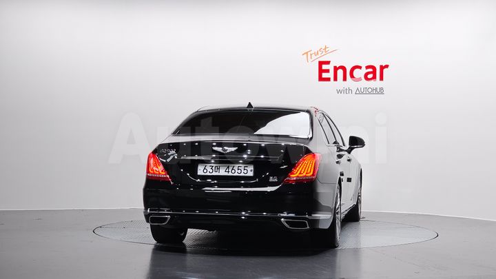 Genesis EQ900 2017 — 4