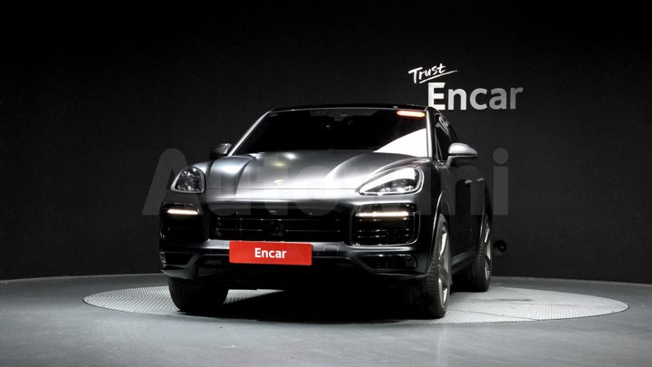 Porsche Cayenne 2023 — 3