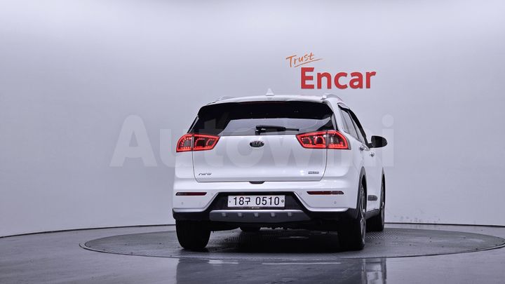 Kia Niro 2017 — 4