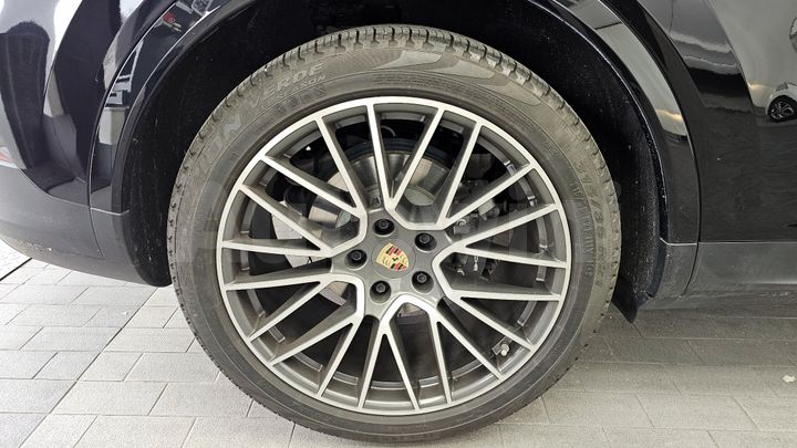Porsche Cayenne 2023 — 5