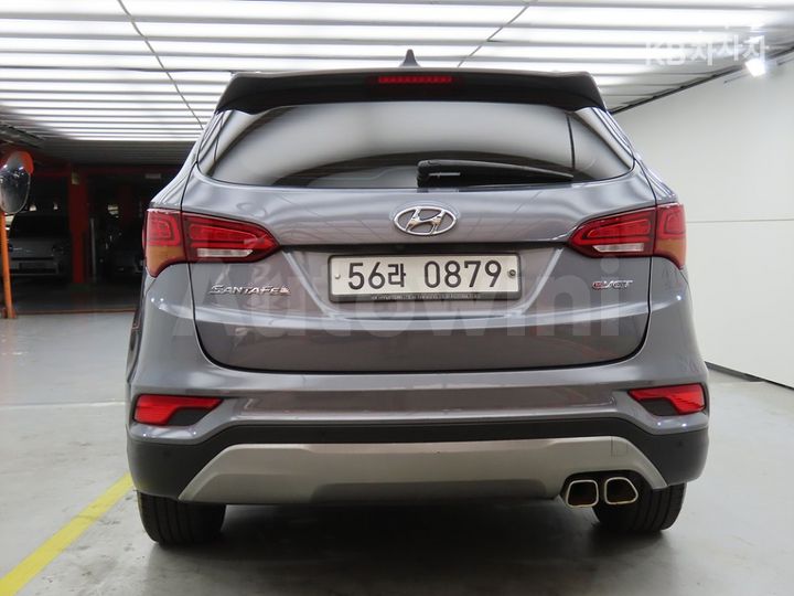 Hyundai SantaFe 2016 — 4