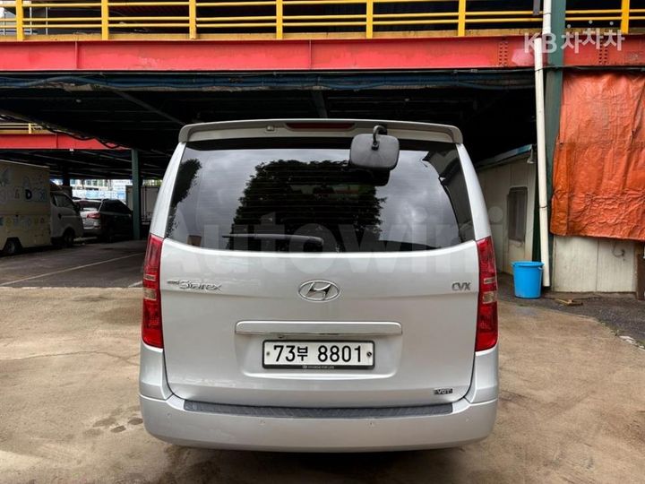 Hyundai Starex 2009 — 4