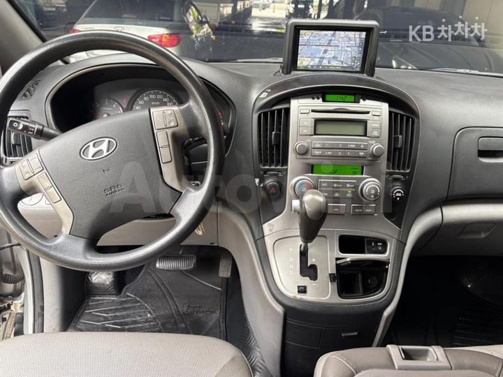 Hyundai Starex 2009 — 5