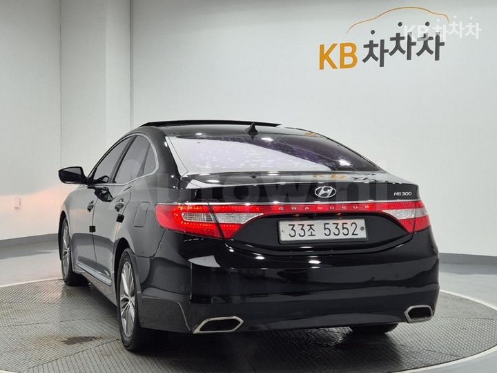 Hyundai Grandeur 2015 — 2