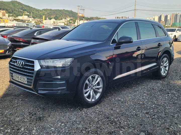 Audi Q7 2019 — 3