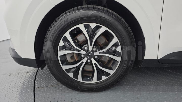 Kia Carnival 2023 — 5