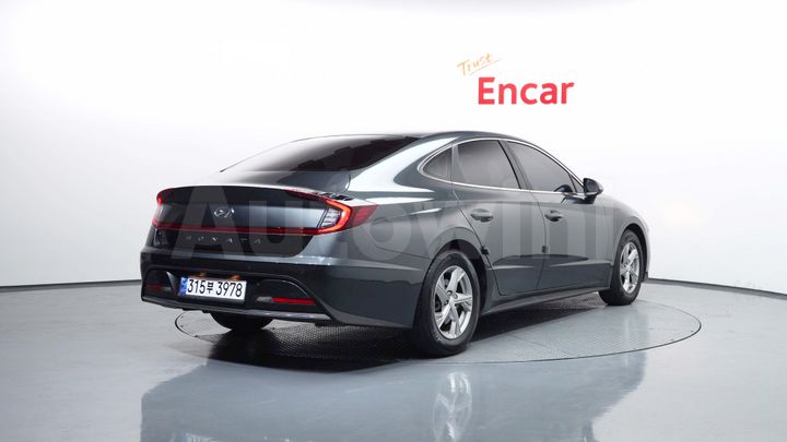 Hyundai Sonata 2022 — 2