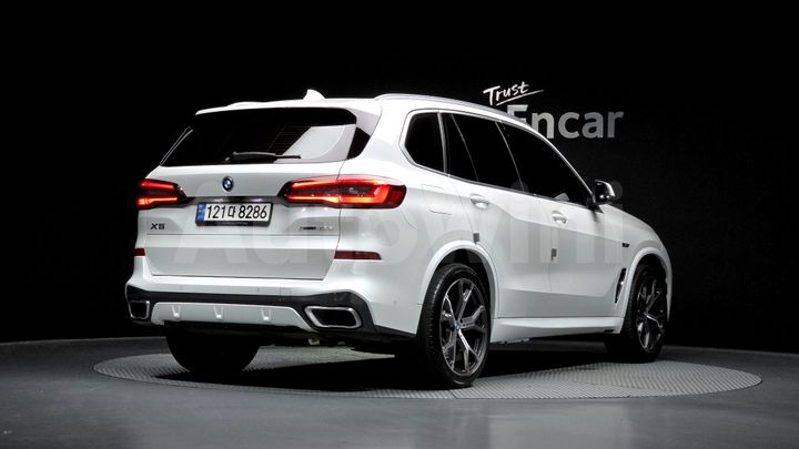 BMW X5 2022 — 2