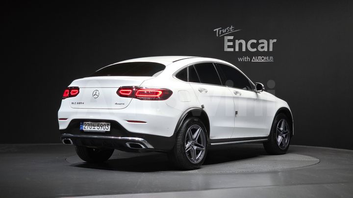 Mercedes Benz GLC Class 2022 — 2