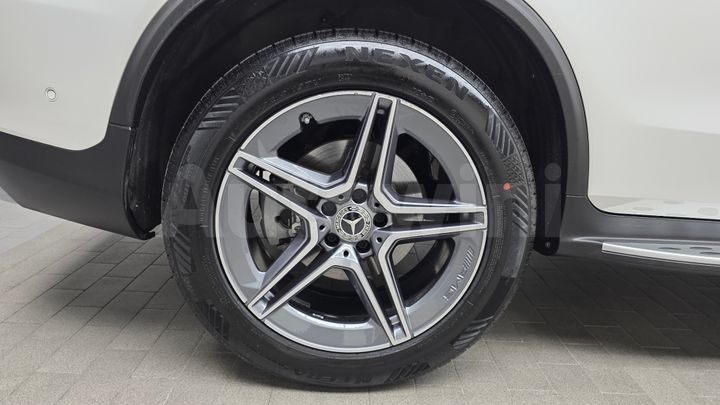 Mercedes Benz GLC Class 2022 — 5