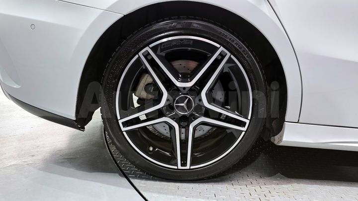 Mercedes Benz A Class 2021 — 5