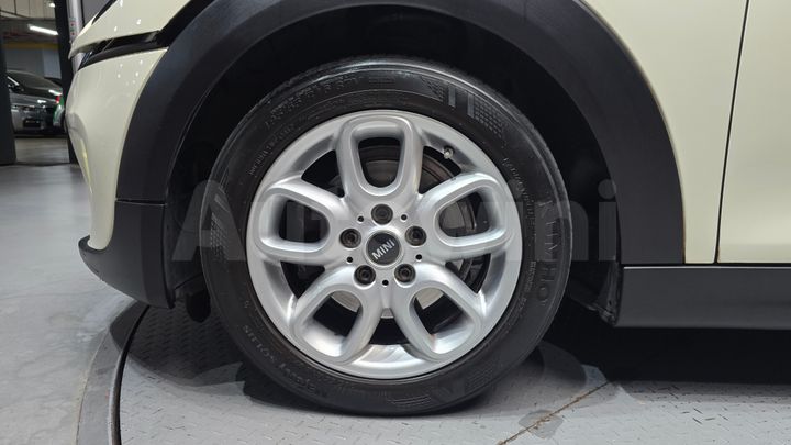 Mini Cooper 2015 — 5