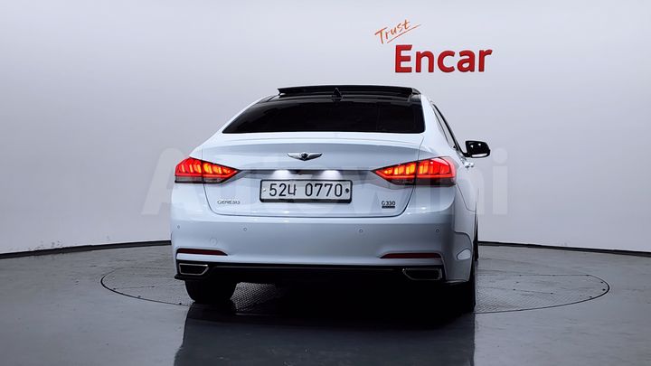 Hyundai Genesis 2016 — 4