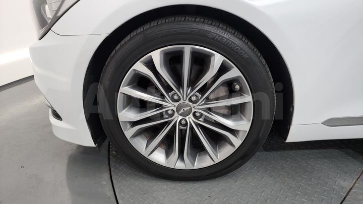 Hyundai Genesis 2016 — 5