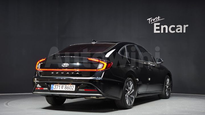 Hyundai Sonata 2023 — 2