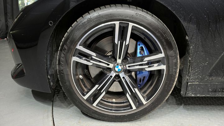 BMW 3 Series 2024 — 5