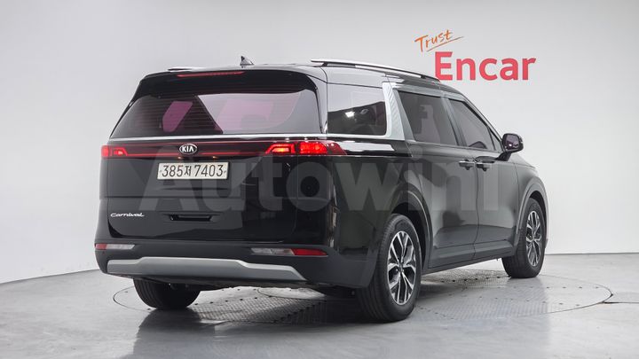 Kia Carnival 2021 — 2