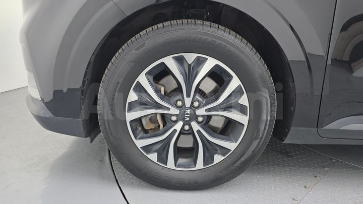 Kia Carnival 2021 — 5