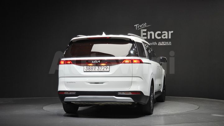 Kia Carnival 2023 — 4