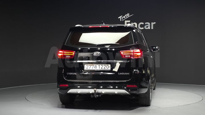 Kia Carnival 2020 — 4