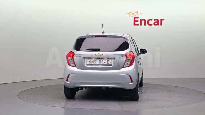 Chevrolet Spark 2017 — 4