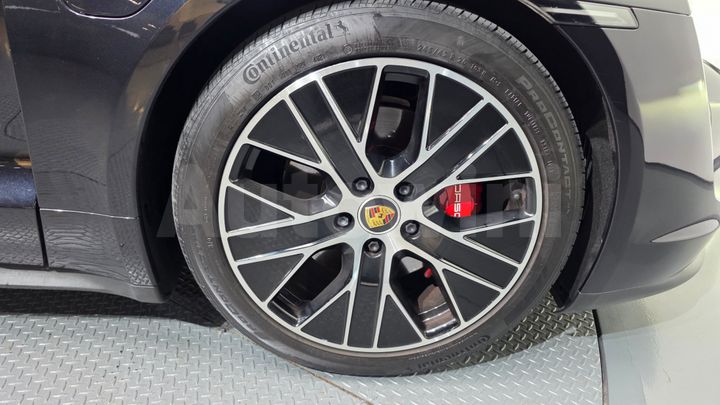 Porsche Taycan 2022 — 5