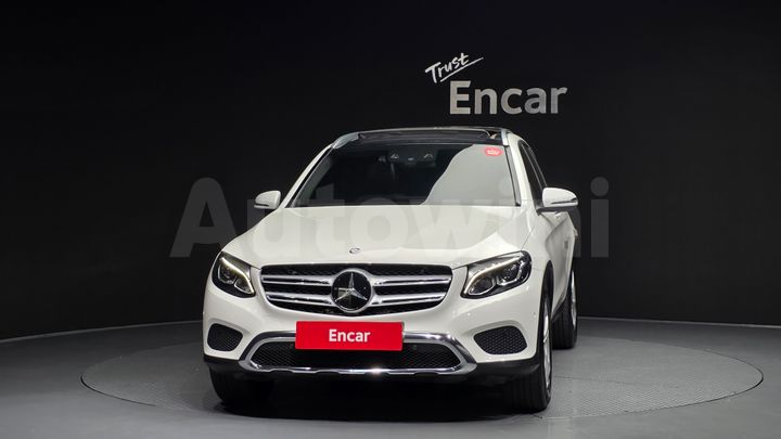 Mercedes Benz GLC Class 2017 — 3