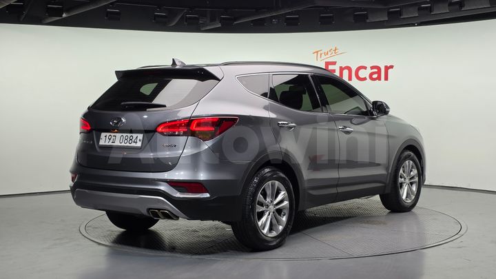 Hyundai SantaFe 2016 — 2