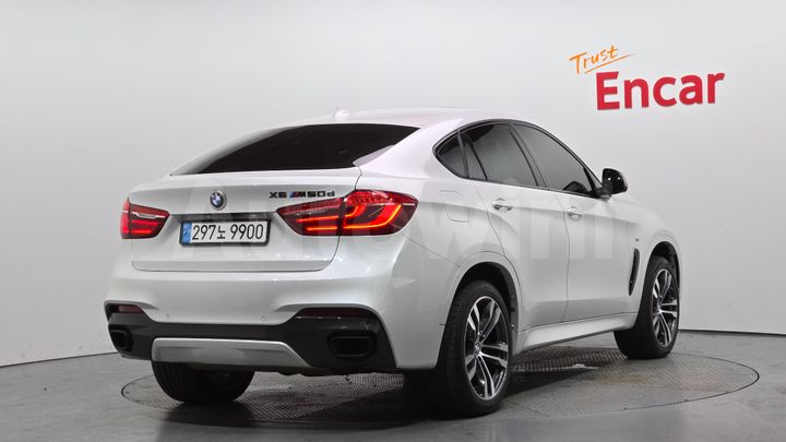BMW X6 2018 — 2