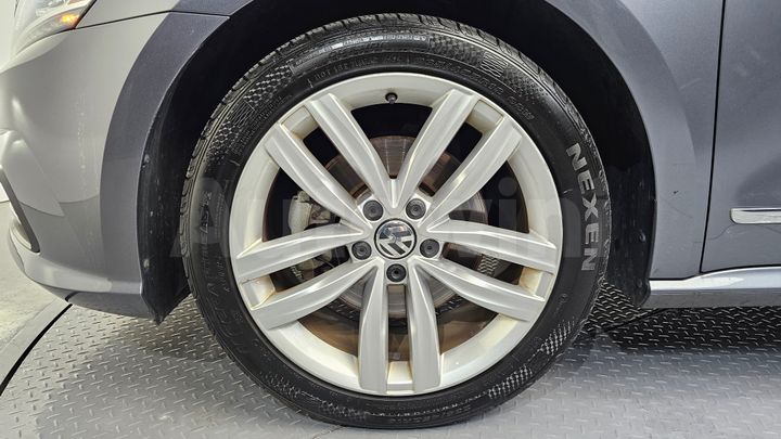 Volkswagen Passat 2018 — 5
