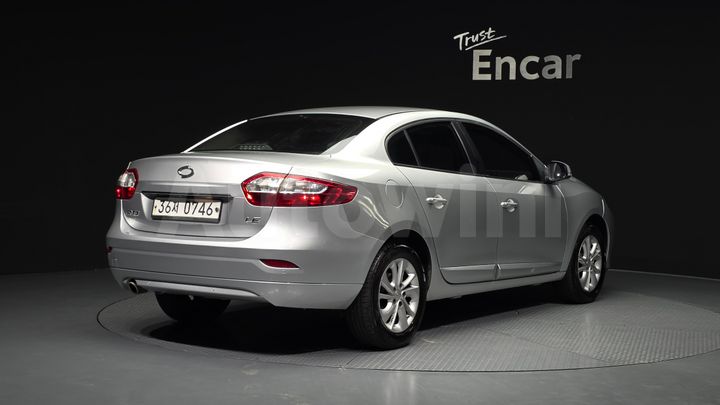 Renault SM3 2016 — 2