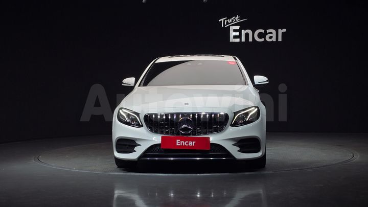 Mercedes Benz E Class 2018 — 3