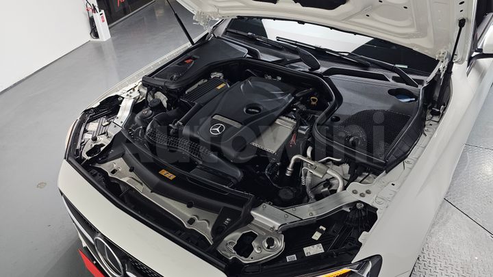 Mercedes Benz E Class 2023 — 5