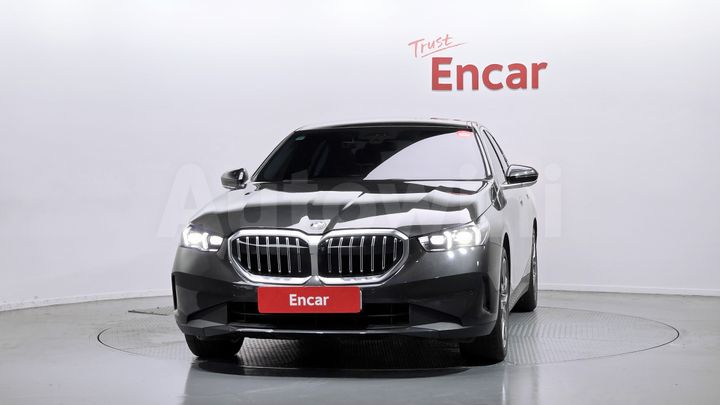 BMW 5 Series 2024 — 3