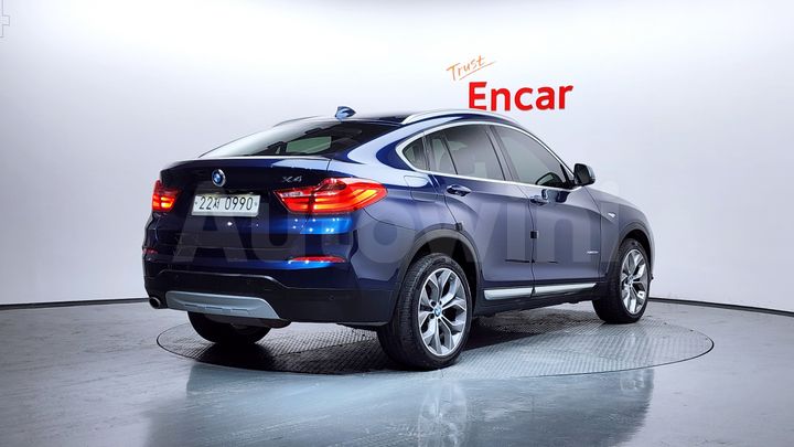 BMW X4 2015 — 2