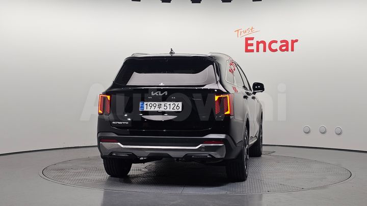 Kia Sorento 2025 — 4