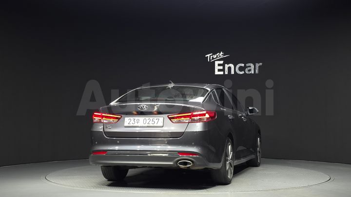 Kia K5 2017 — 4