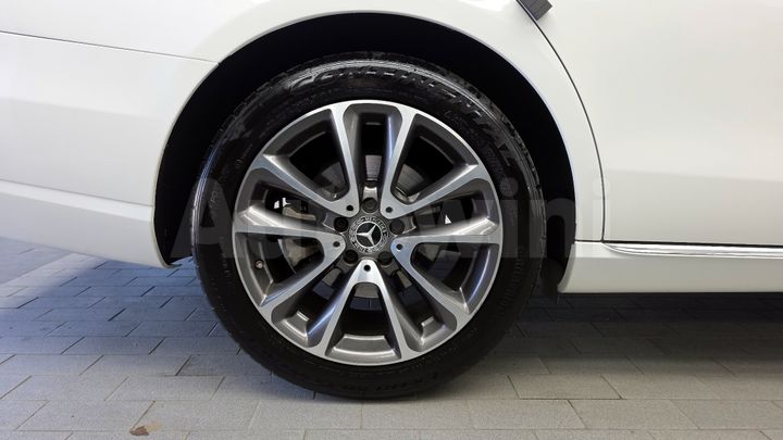 Mercedes Benz E Class 2019 — 5