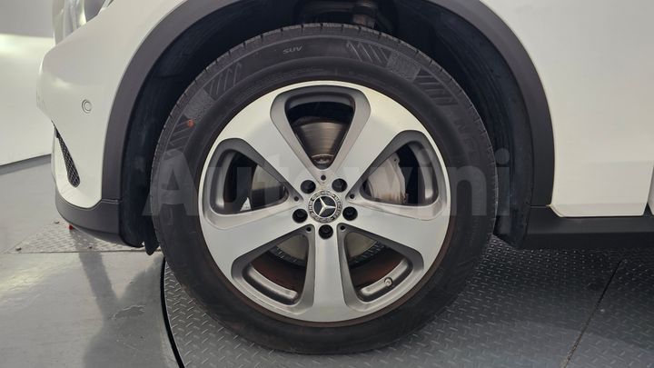 Mercedes Benz GLC Class 2019 — 5