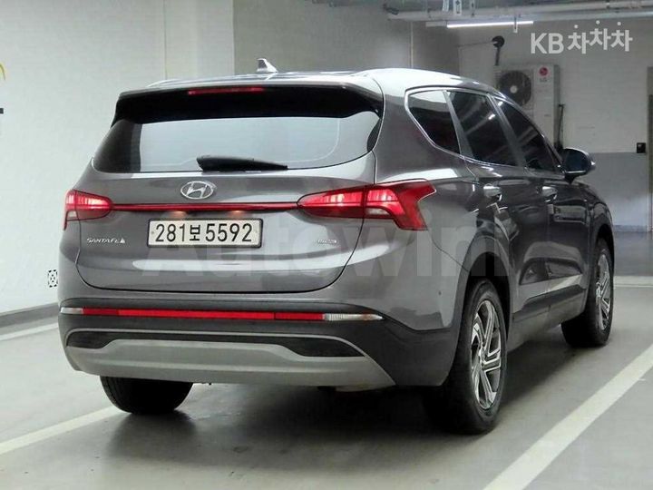 Hyundai SantaFe 2023 — 4