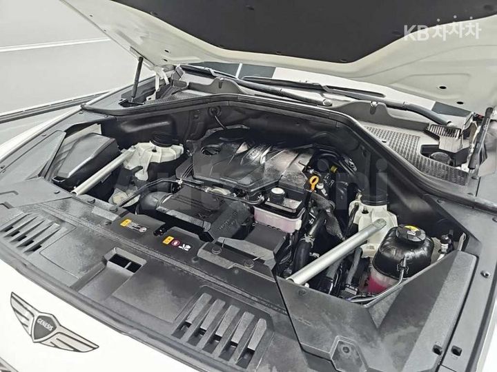 Genesis GV80 2025 — 5