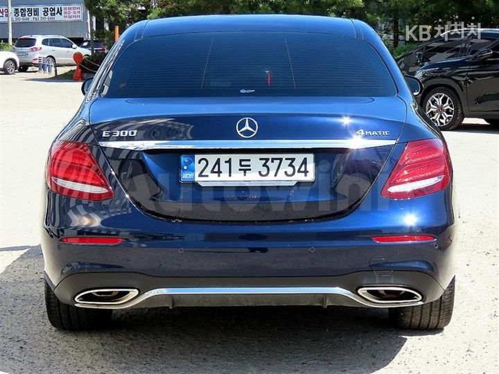 Mercedes Benz E Class 2020 — 4