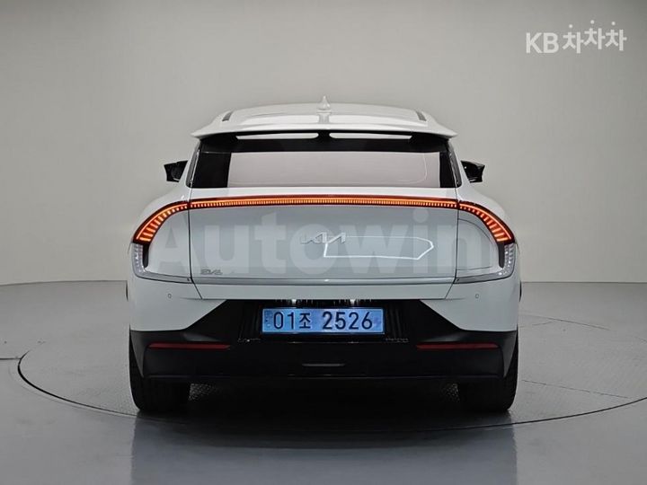 Kia EV6 2024 — 3