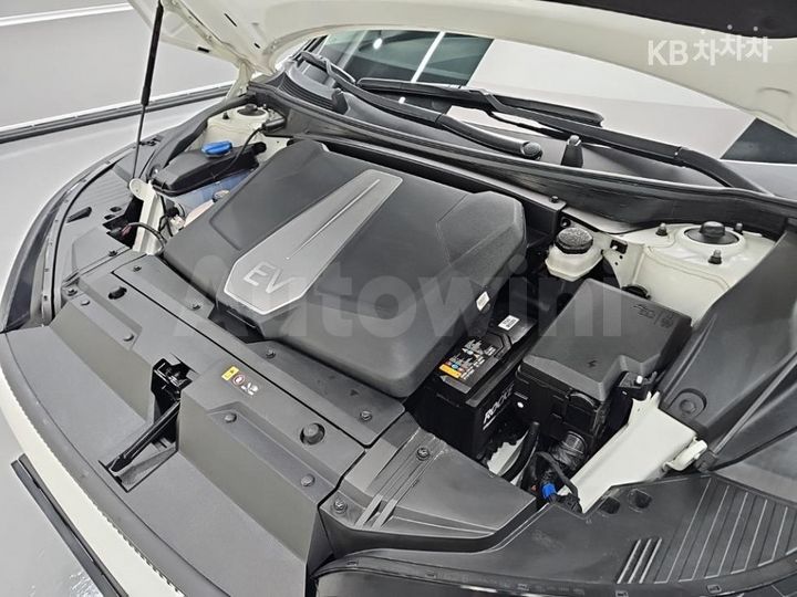 Kia EV6 2024 — 5
