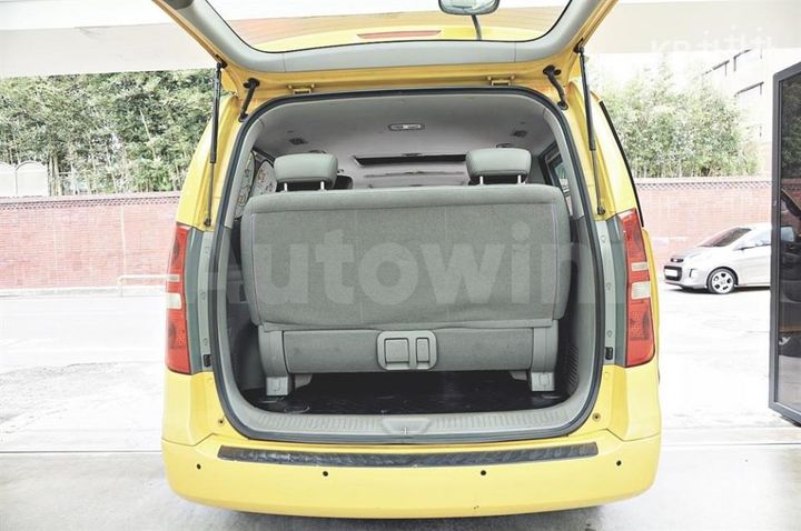 Hyundai Starex 2010 — 5