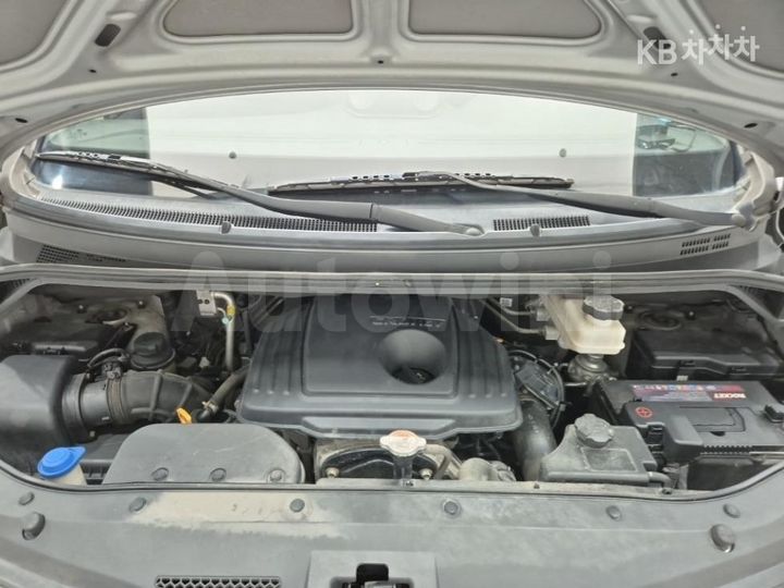 Hyundai Starex 2016 — 5