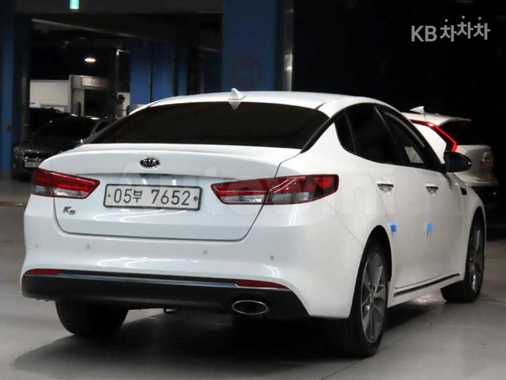 Kia K5 2018 — 5