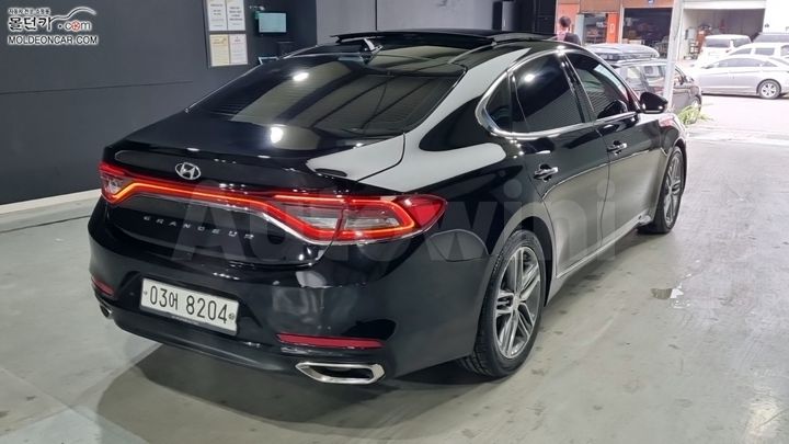 Hyundai Grandeur 2017 — 2
